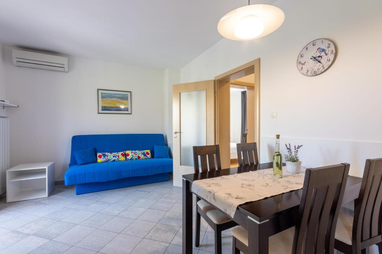 Apartments Vesna มาลินสกา ภายนอก รูปภาพ