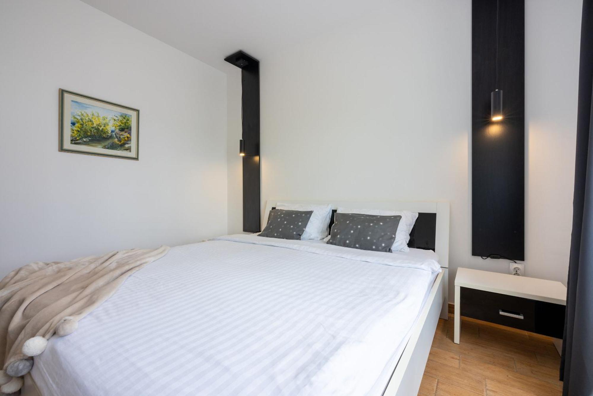 Apartments Vesna มาลินสกา ภายนอก รูปภาพ