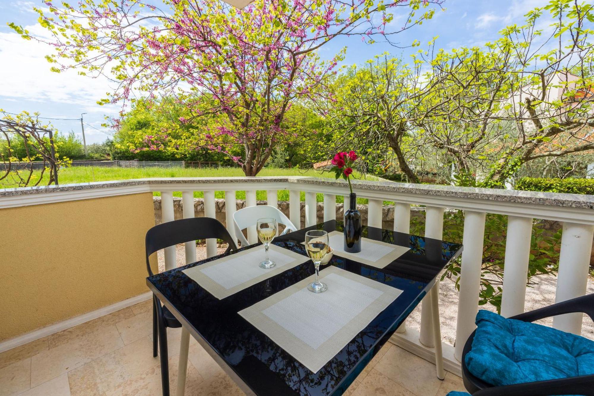 Apartments Vesna มาลินสกา ภายนอก รูปภาพ
